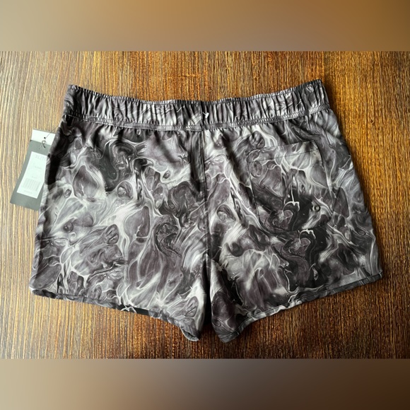 Spyder Boardshorts XL Color Gray & Black Marble. Slicked Black - Picture 2 of 5